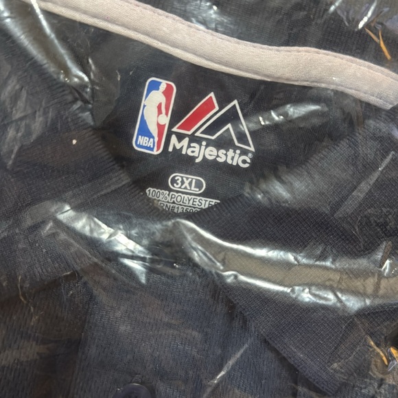 Pelicans polo shirt - Picture 2 of 3